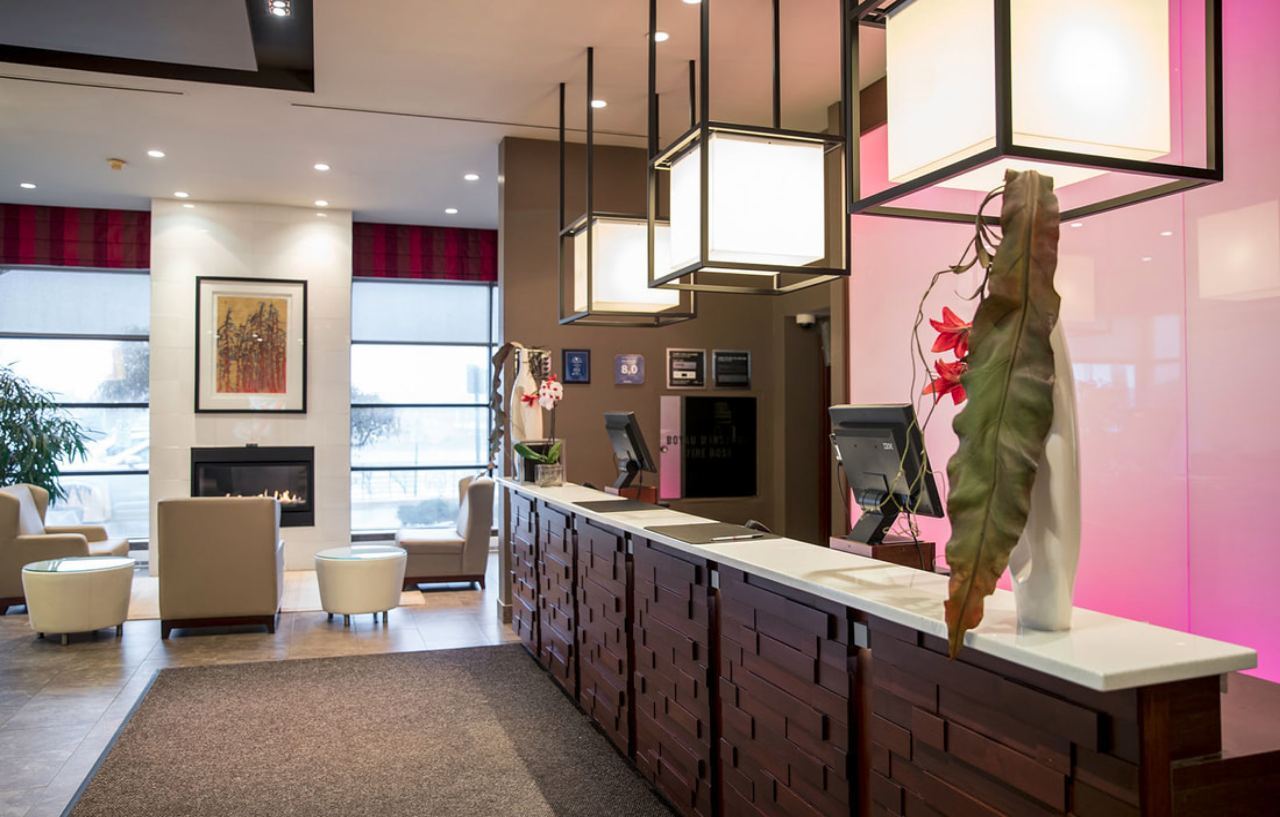 Hotel Ruby Foo'S Montréal Extérieur photo